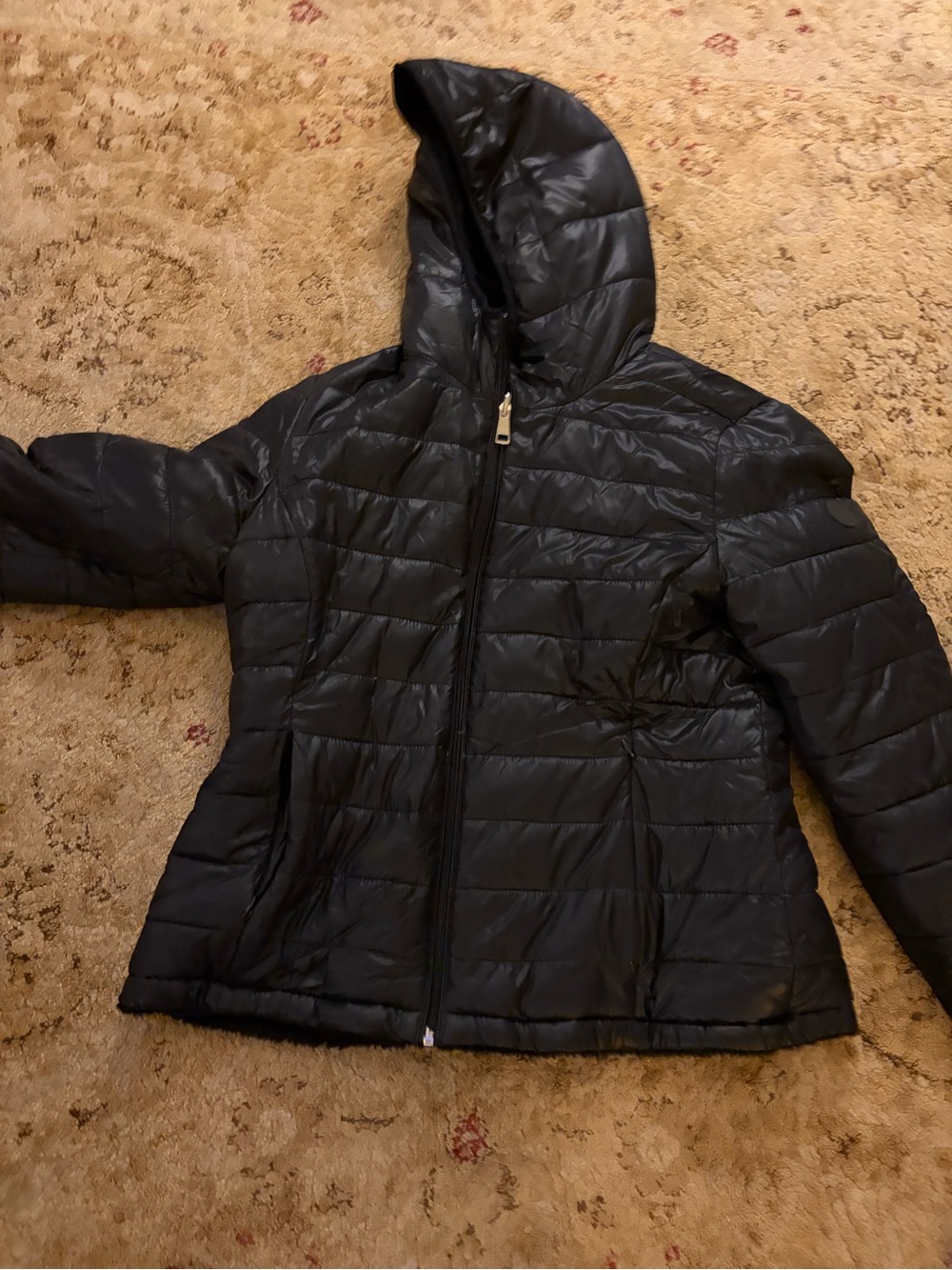 Andrew Marc Black Hooded Quilted Puffer Jacket Quiet Luxury Unisex VERY SOFT EUC